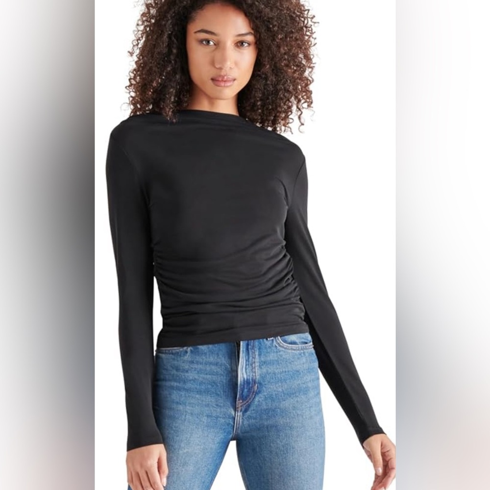 Steve Madden Black Ruched Long Sleeve Top